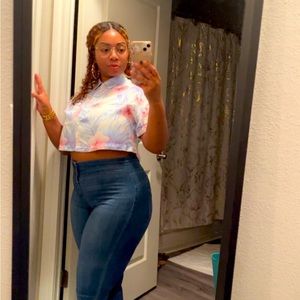 Meet your Posher, Tangie